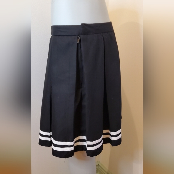 Hot Topic School Girl Striped Skirt - Picture 4 of 5